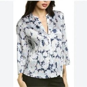 Vince Floral-Print Pleated V-Neck Blouse - White & Navy